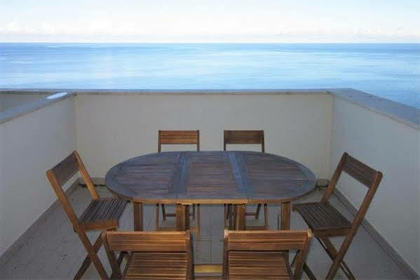 Residenza Sul Mare Apart otel Valledoria  Dış mekan fotoğraf